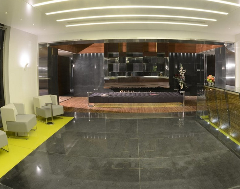 Warwick Stone 55 Hotel Beirut Exterior foto