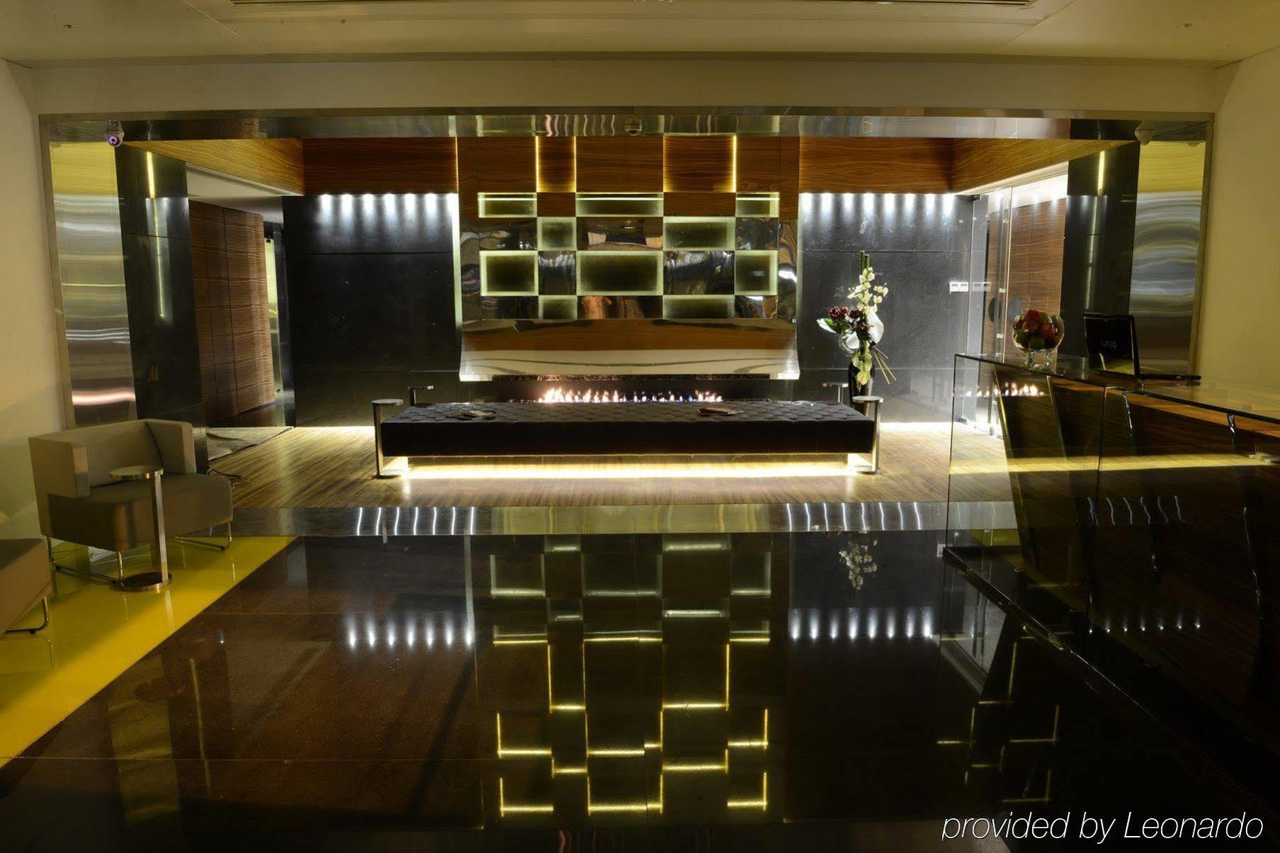 Warwick Stone 55 Hotel Beirut Exterior foto